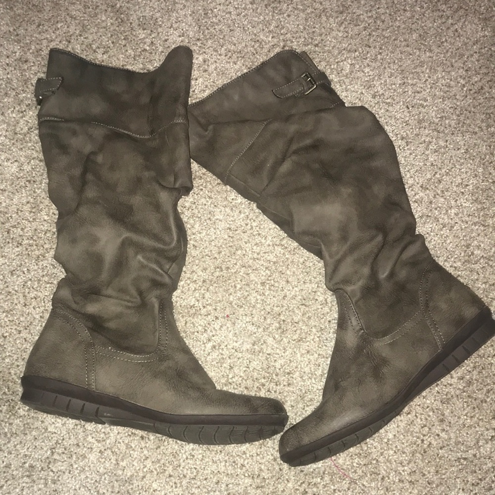 Charcoal Gray Boots